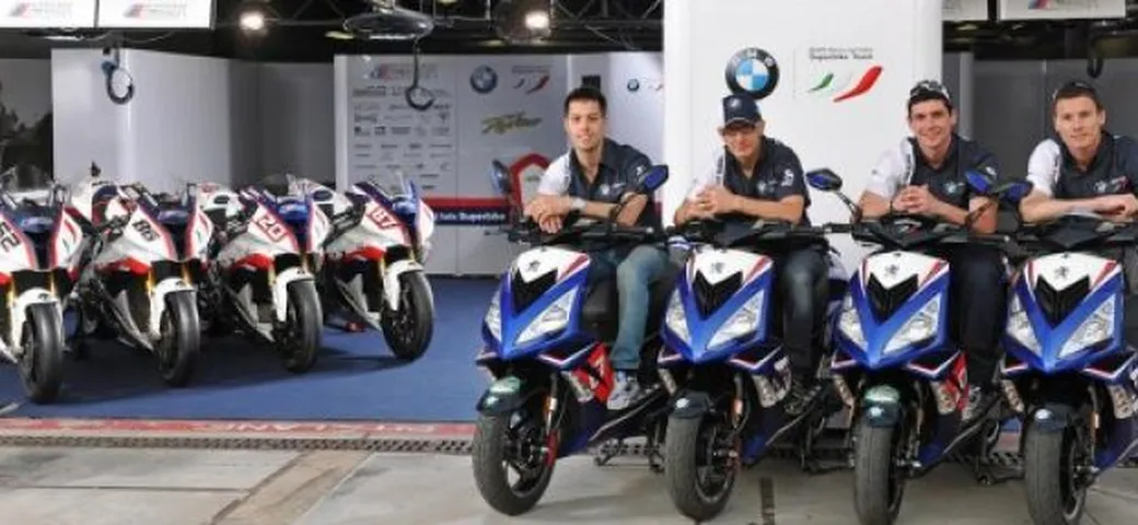 Peugeot Scooters partner di BMW Motorrad Italia in Superbike