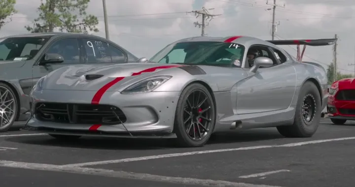 La Dodge Viper da 3300 CV è un dragster per tutti i giorni [Video]