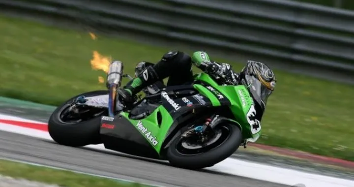 Kawasaki FanatiK Korner a Misano per  il Mondiale Superbike