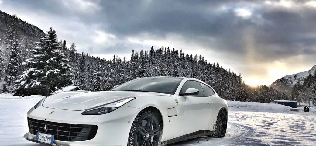 Ferrari GTC4Lusso: fascino dalle elevate prestazioni [Video]