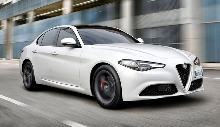 Alfa Romeo Giulia e Stelvio: in USA richiamo in arrivo per rischio incendio?