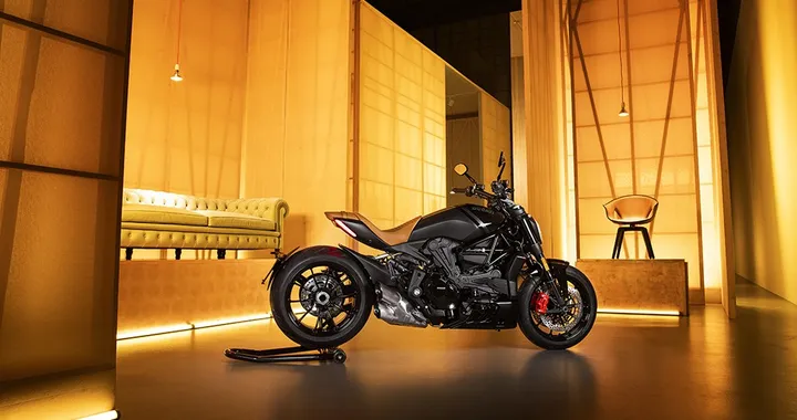 Ducati World Premiere 2022: svelata la serie limitata e numerata XDiavel Nera