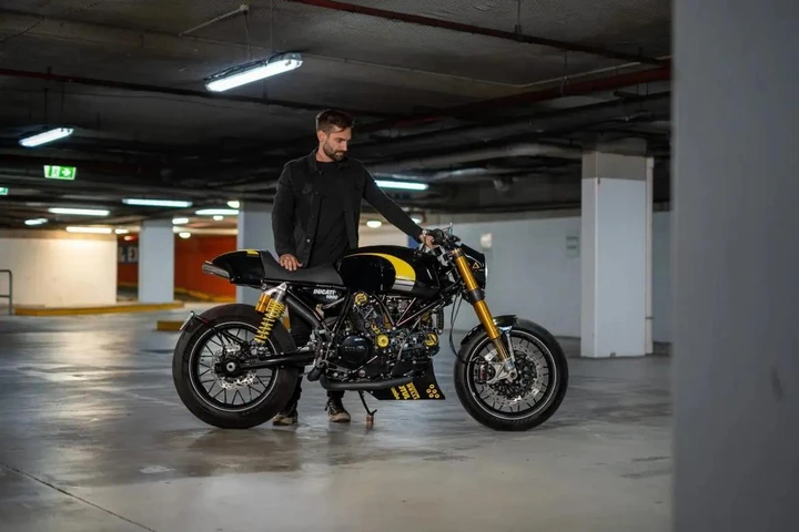 ingrandisci immagine