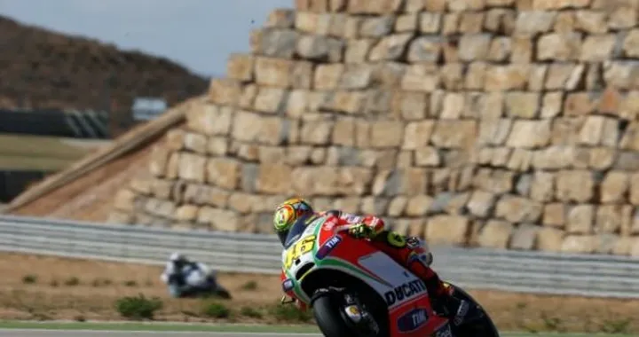 Rossi: "Peccato per quell’errore nel primo giro". Hayden: "sto bene".