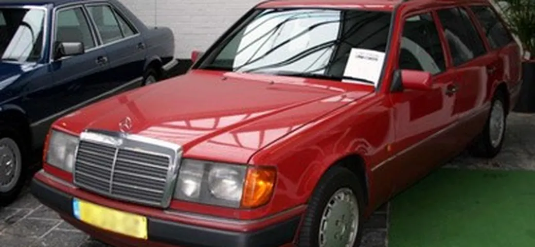 Occasione: Mercedes 250 TD con 1.087.226 km!