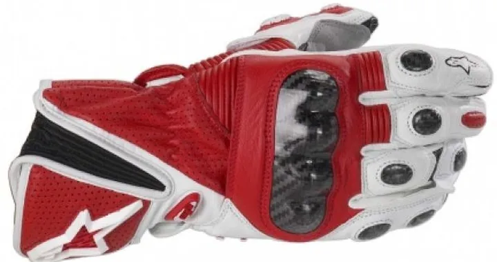 Novità Alpinestars: guanto Stella GP Plus e tuta Trigger