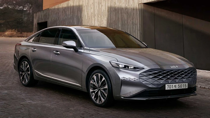Kia K8, svelata l’ammiraglia coreana premium