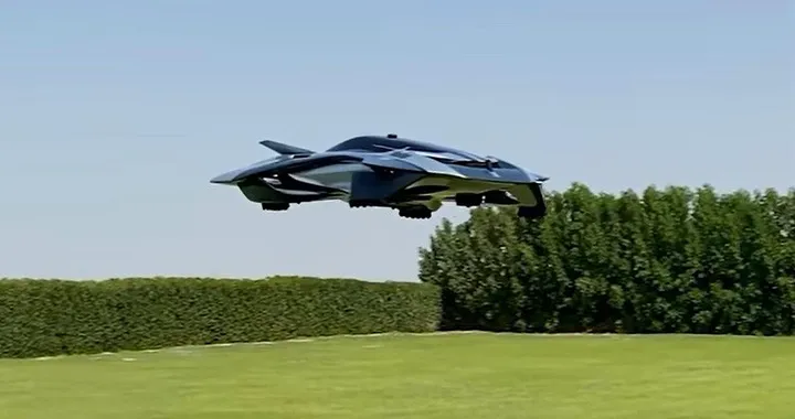 Volar eVTOL: l'auto volante decolla per la prima volta, arriverà nel 2028 [Video]