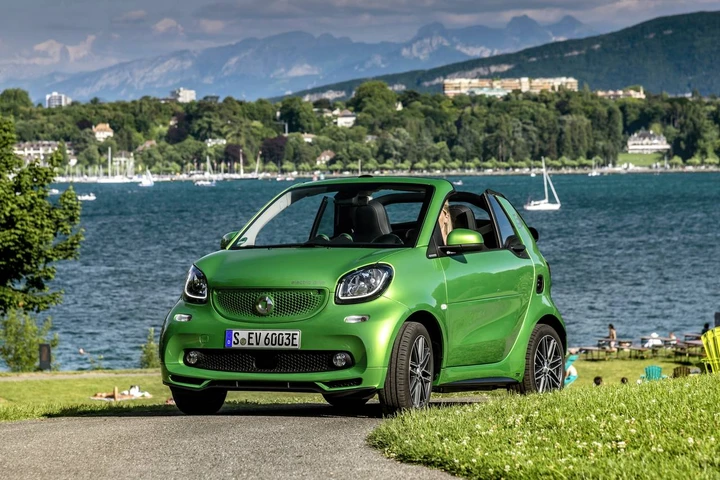 La smart compie vent'anni