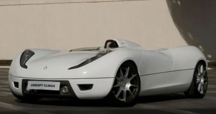 Climax Sports Racer: dall'Inghilterra una barchetta senza compromessi