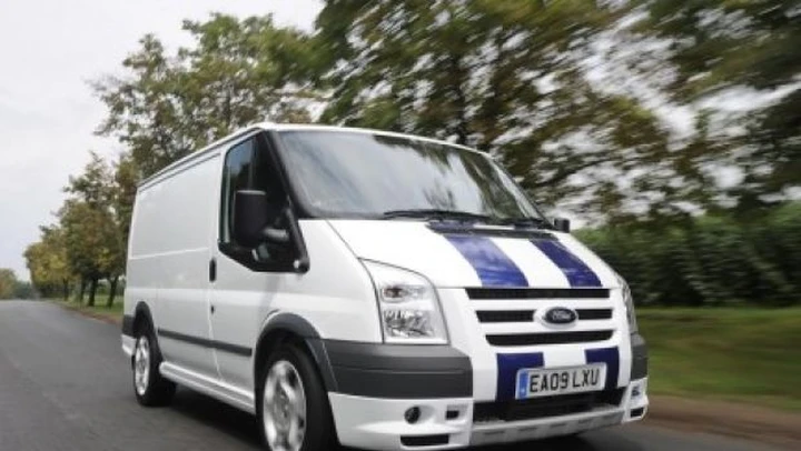Ford Transit SportVan: al lavoro con più grinta