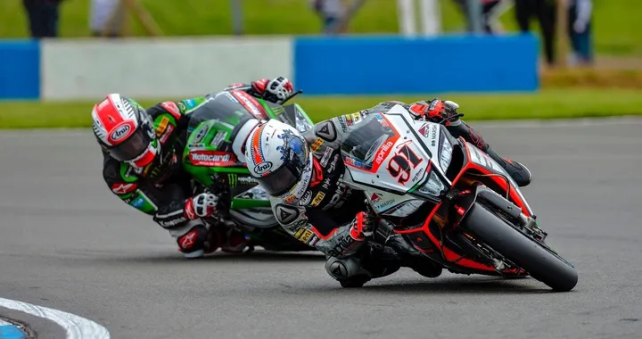 SBK, Laguna Seca: Aprilia all'inseguimento di Kawasaki e Ducati