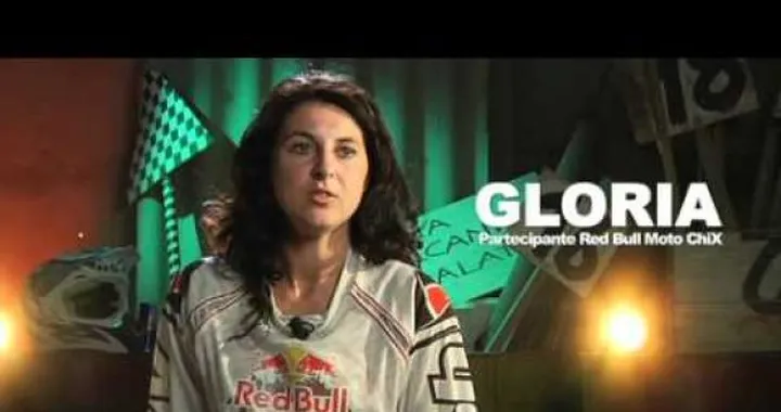 Gloria De Carli si aggiudica la vittoria al Red Bull Moto ChiX/video