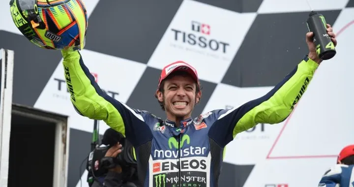 MotoGP Australia 2014: Valentino Rossi trionfa a Phillip Island su Lorenzo e Smith, 4° Dovizioso [FOTO]