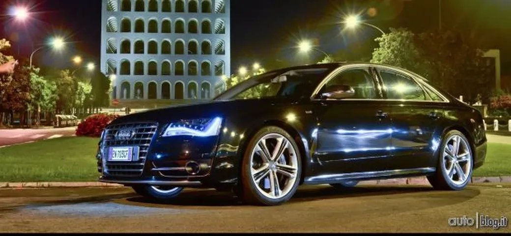 Audi S8: il video test