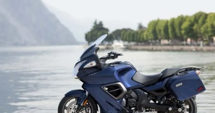Triumph Trophy 1200/SE 2012