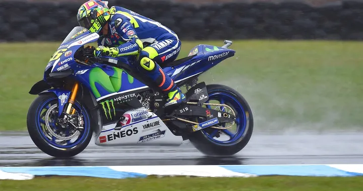MotoGP Australia 2016: la pioggia cancella le FP2, Crutchlow il migliore nelle FP1 [FOTO]