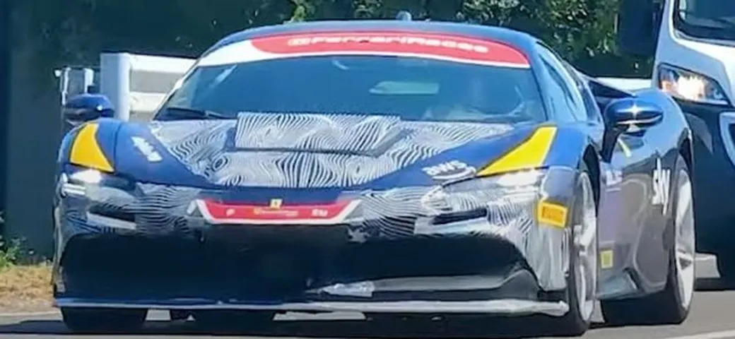 Ferrari SF90 VS: la supercar del Cavallino protagonista in un video spia