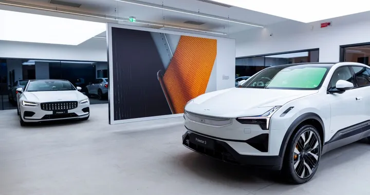 Polestar lancia incentivi fino a 12.000 euro per le sue auto elettriche