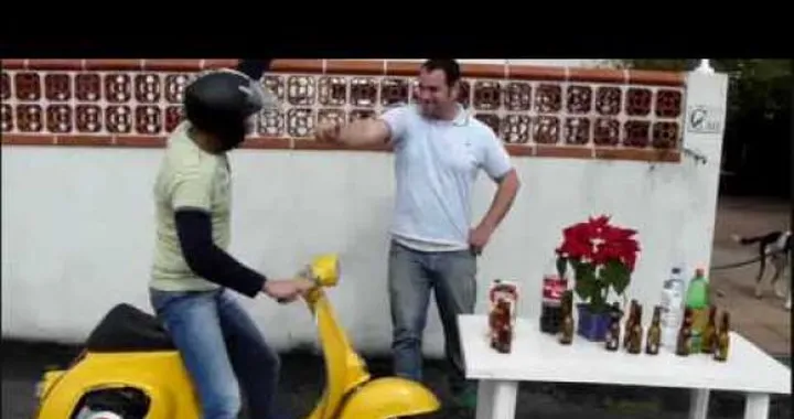 Il trucco più vecchio del mondo... in Vespa