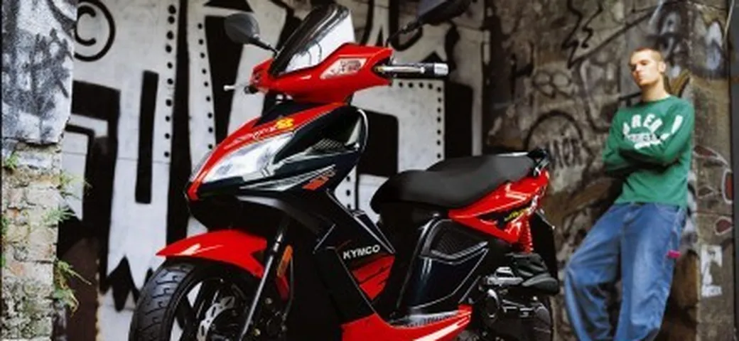 Super 8, il nuovo scooter 50cc di Kymco