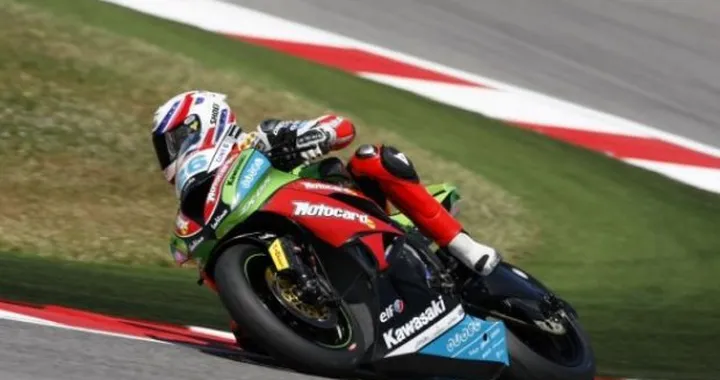 WSS: Kawasaki in pole con Lascorz e Fujiwara. Laverty terzo.
