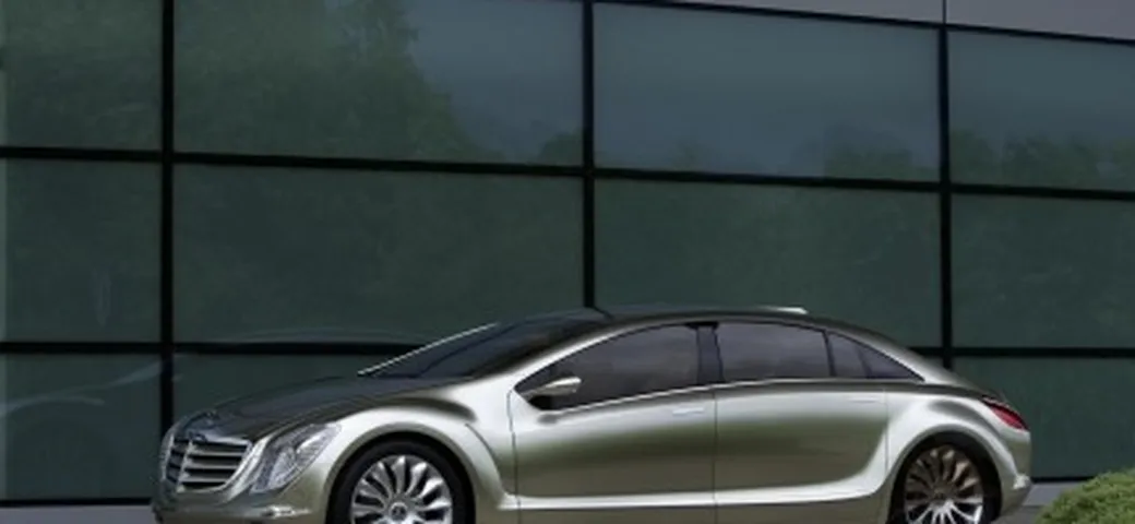 Mercedes F 700 Concept - la galleria completa e tutti i dati della casa