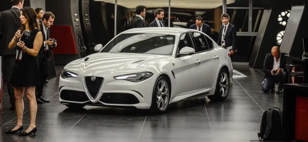 Alfa Romeo Giulia 2015: eccola bianca