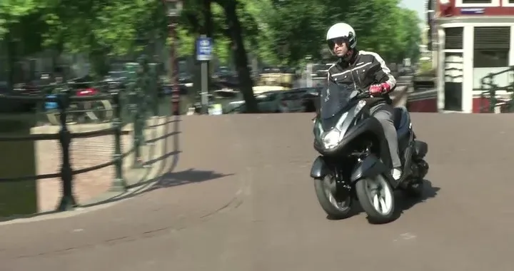 Yamaha Tricity: prova su strada