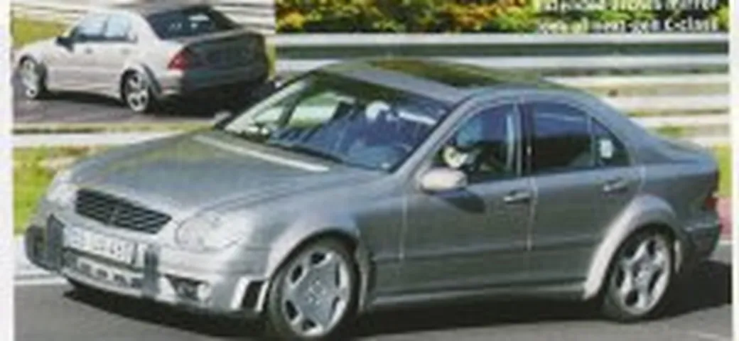 Mercedes C63 AMG - foto spia