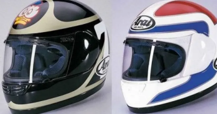 5 caschi Arai storici rubati in Inghilterra