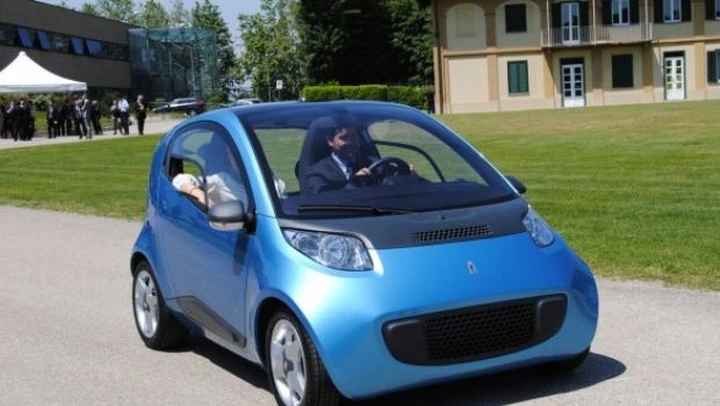 Pininfarina Nido: debutto su strada a Roma per la piccola elettrica