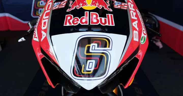 Bradl: numero speciale per ricordare Nicky Hayden