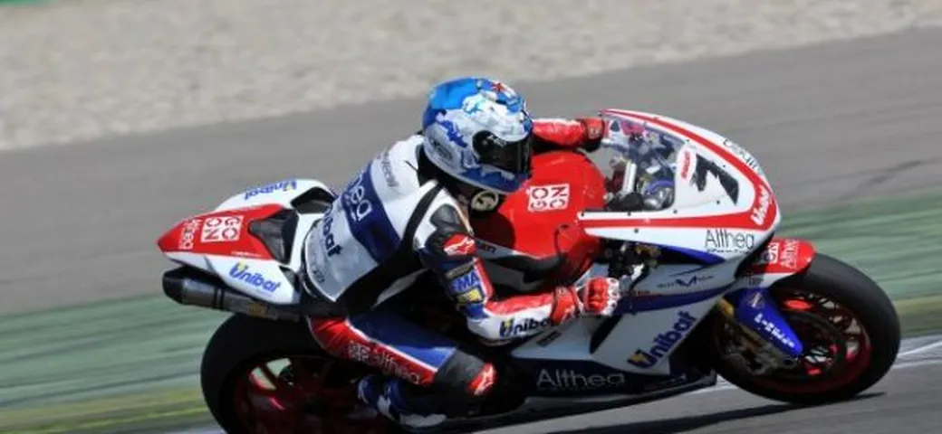 Carlos Checa in chat con i fan su Yahoo! Eurosport
