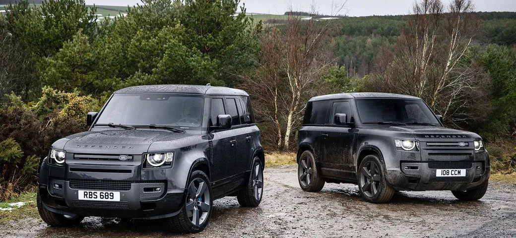 Land Rover Defender: in arrivo la variante 130
