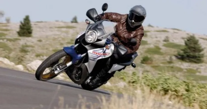 Test Honda XL700V Transalp, la storia infinita