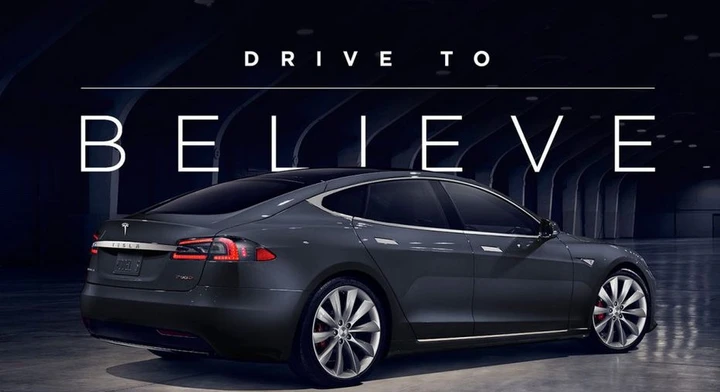 Drive to Believe: una Tesla gratis per una settimana