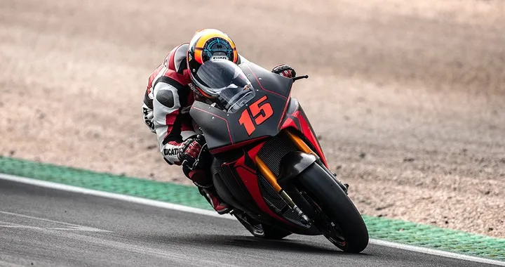 Ducati MotoE: ecco il prototipo in azione (Video)