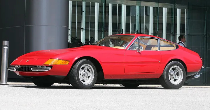 Ferrari 365 GTB/4 Daytona all'asta a Monterey in California