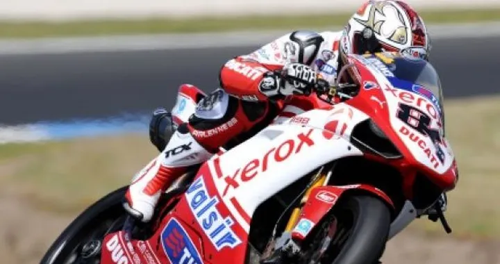 WSBK, test: Fabrizio e Haga soddisfatti dal rendimento delle nuove coperture Pirelli