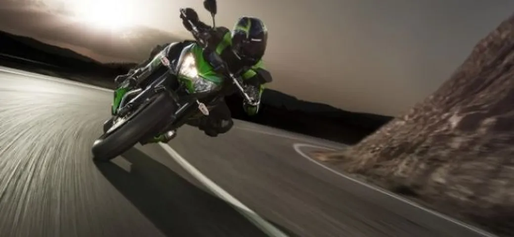 Kawasaki Z800: prima immagine ufficiale, presentazione all'Intermot