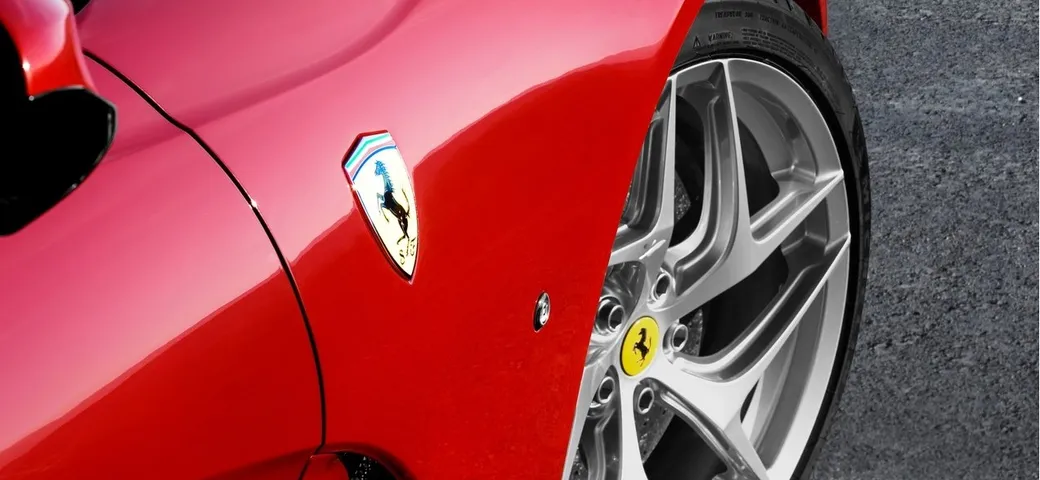 Ferrari SF90 VS: avvistata la Versione Speciale