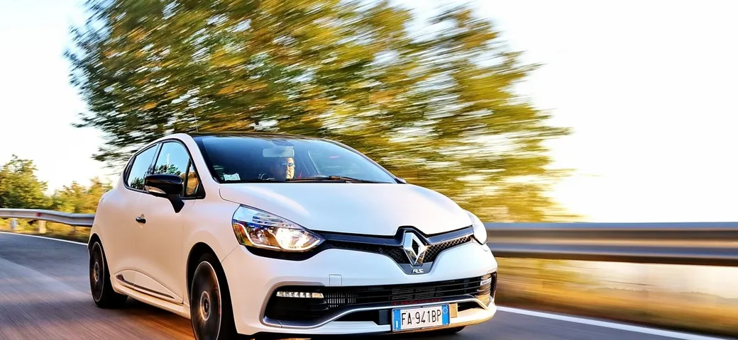 Renault Clio RS 220 EDC Trophy e Clio Cup: la video prova