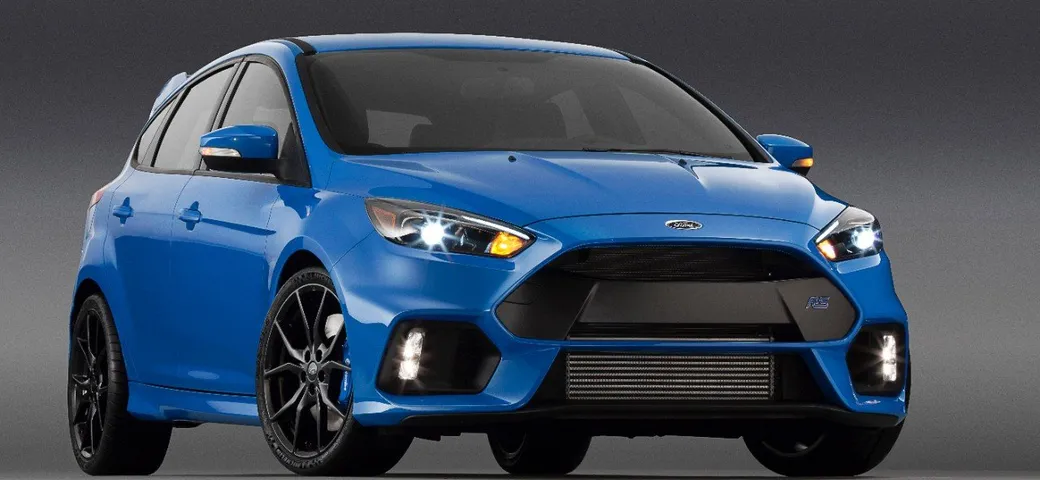Ford Focus RS: i test in pista con Ken Block [Video]