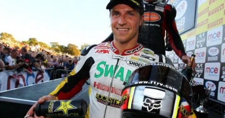 Supersport: Ellison, Lowes e Praia, il tridente offensivo di Parkalgar Honda