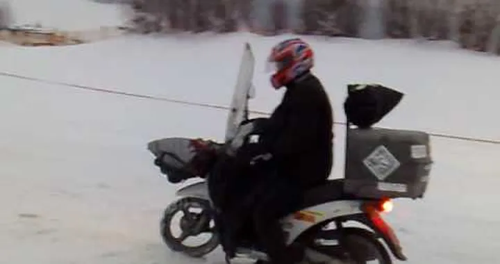 Kawasaki Z1000 commercial 2010 - Nieuwsmotor.nl