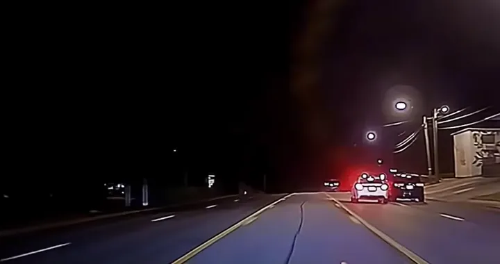 Jeep Grand Cherokee SRT: un SUV che sfida anche la polizia [VIDEO]