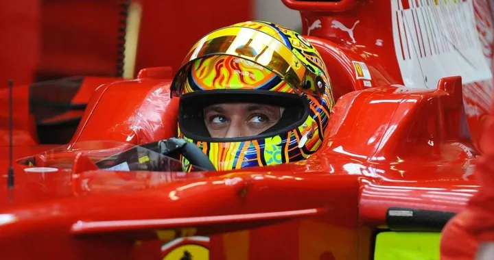 Valentino Rossi: il Dottore lascia le moto per correre in auto