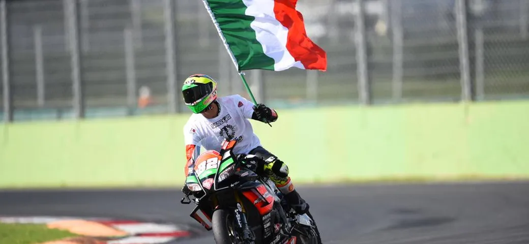 MotoGP, Aprilia: Lorenzo Savadori esordisce in classe regina