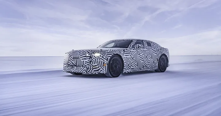 Jaguar GT, ultimi test al Circolo Polare Artico prima del lancio